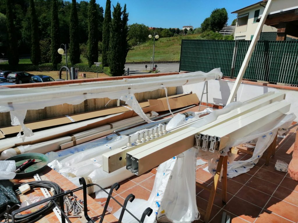 Come chiudere lateralmente una terrazza